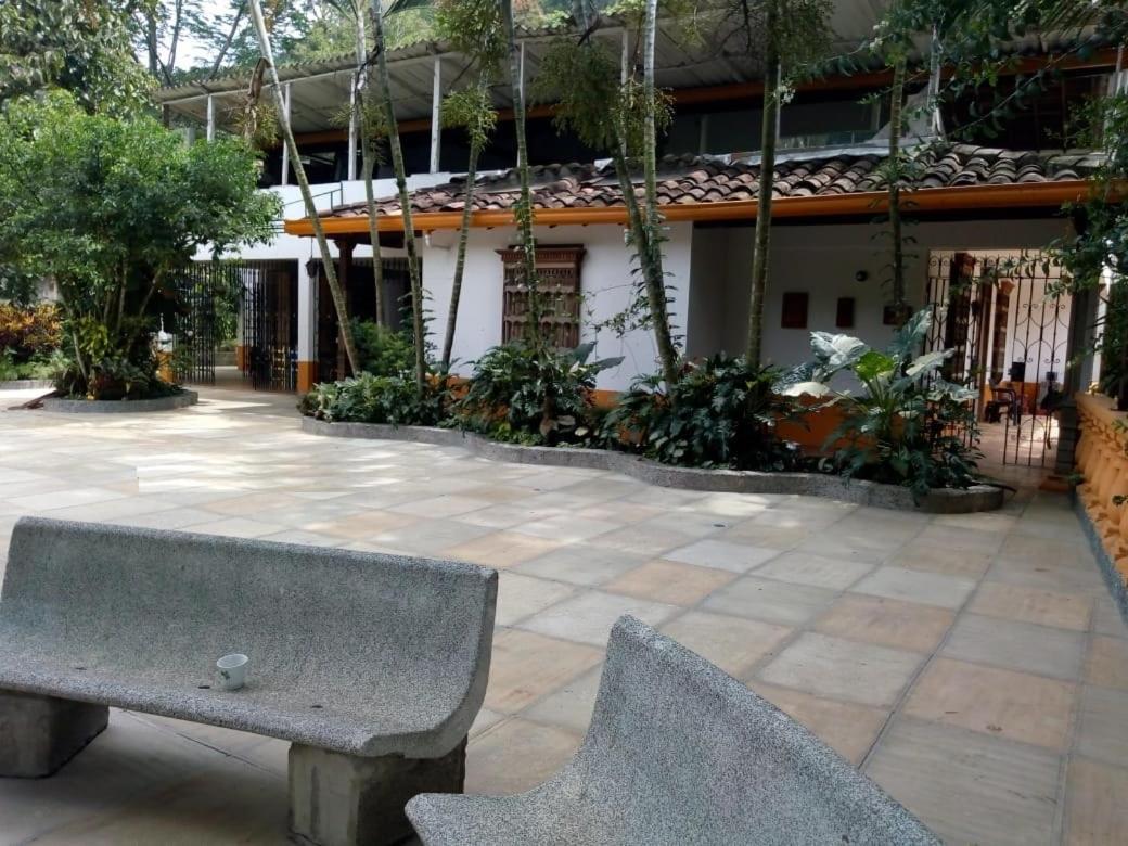 Ecohotel Otrolado Lodge Los Andes  Bagian luar foto